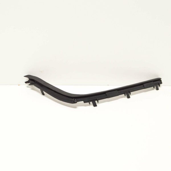NEW MERCEDES-BENZ C W202 RIGHT SIDE HEADLIGHT SEAL A2028261280 - Image 3