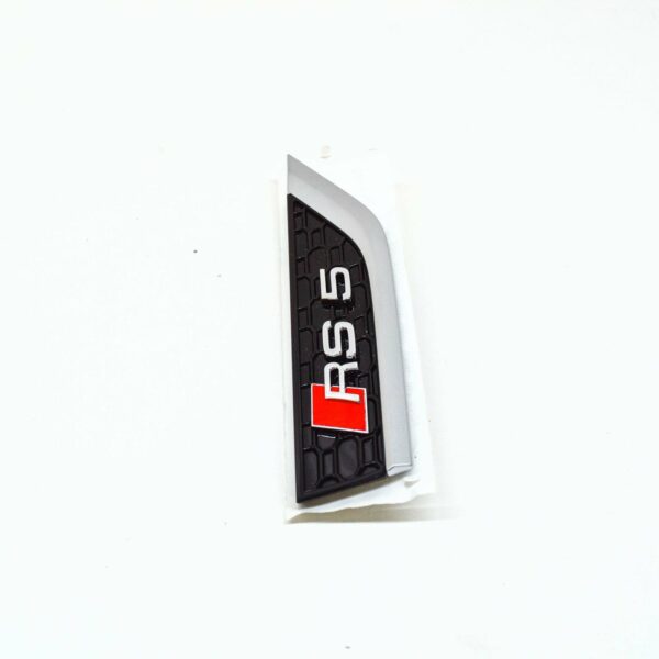 NEW AUDI RS5 SPORTBACK 8W6 FRONT RIGHT FENDER EMBLEM 8W6853602DPUZ - Image 3