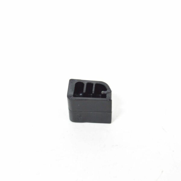NEW VOLVO XC90 MK1 THIRD ROW SEAT CLIP CATCH 8686428 - Image 3