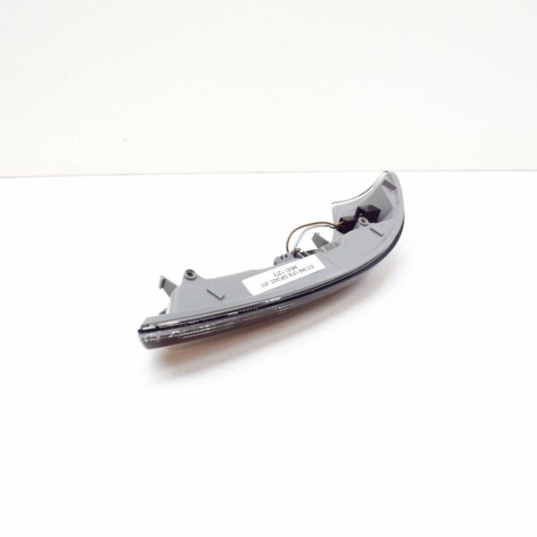 NEW VW PHAETON GP3 FRONT LEFT DOOR MIRROR TURN INDICATOR 3D0949101B - Image 3