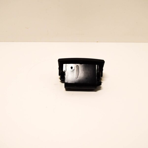 NEW AUDI A3 8P REAR CENTER CONSOLE ASHTRAY 8P08579616PS - Image 3
