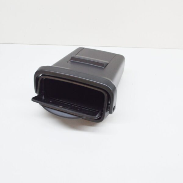 NEW VW TRANSPORTER T5 FRONT DOOR PANEL REFUSE CONTAINER 7E586770171N - Image 3