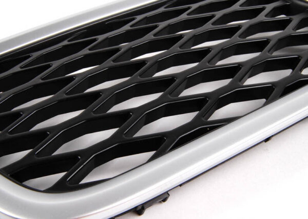 NEW AUDI RS4 8D RADIATOR GRILLE ALUMINIUM MATTE 8D0853651T 1L1 - Image 3