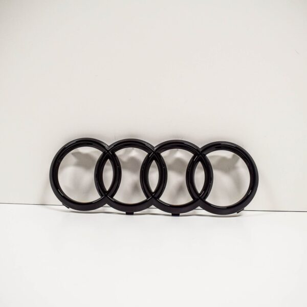 NEW AUDI A3 FRONT GRILLE EMBLEM 8T0853605T94 - Image 3