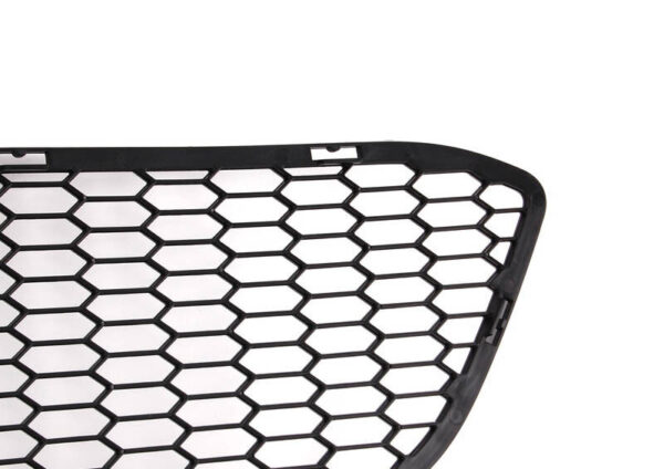 NEW BMW 3 E93 FRONT BUMPER M SPORT LOWER GRILLE 51118041179 8041179 2009 - Image 3