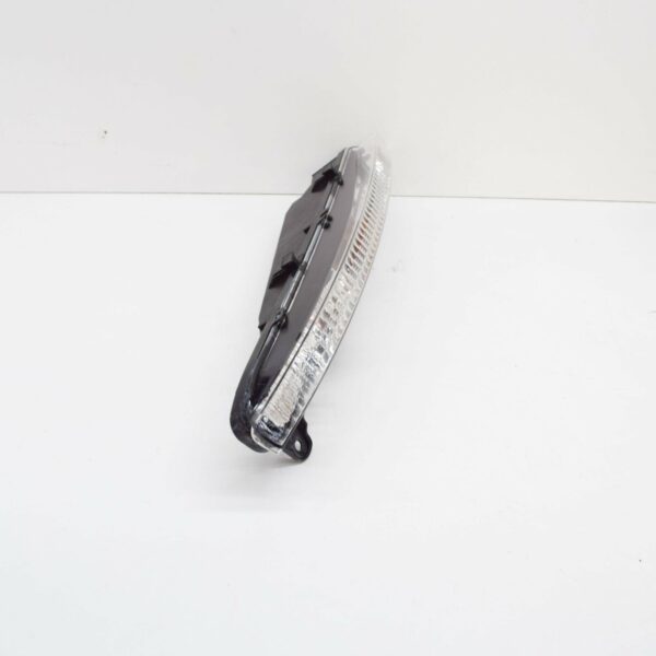 NEW AUDI Q7 4L FRONT BUMPER RIGHT TURN SIGNAL 4L0953042 - Image 3
