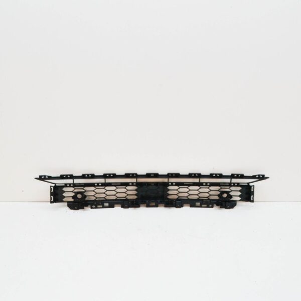 NEW AUDI Q2 GA FRONT BUMPER CENTER LOWER GRILLE 81A807647H3FZ - Image 3