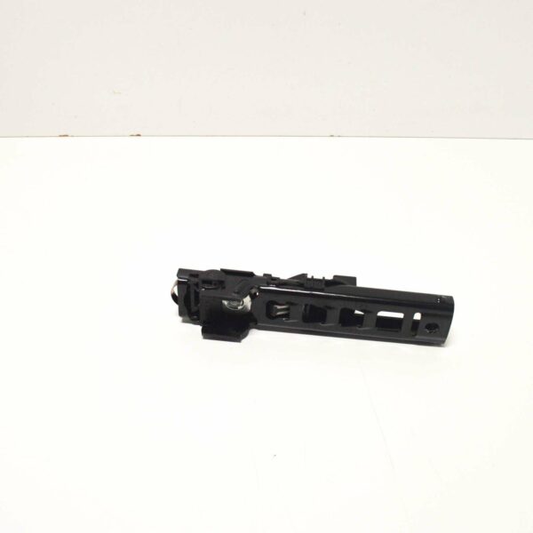 NEW VOLKSWAGEN GOLF MK7 FRONT RIGHT SEAT BELT HEIGHT ADJUSTER 8V0857819 - Image 3