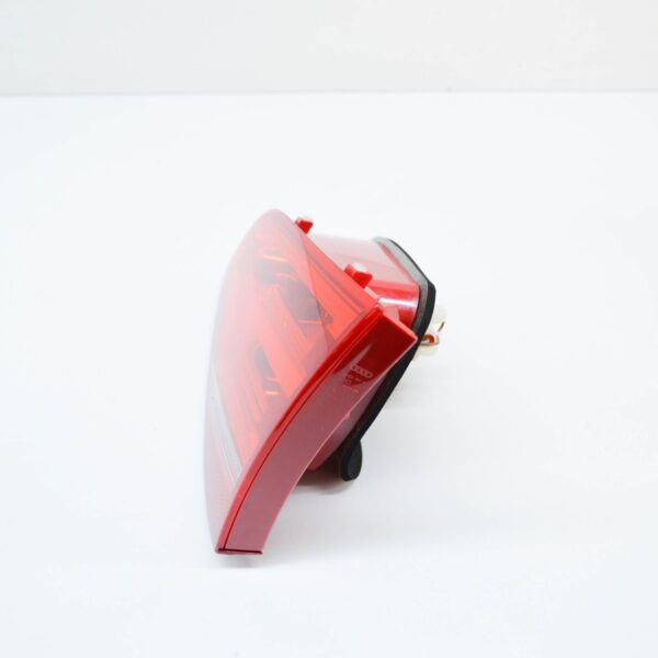 NEW AUDI A3 CABRIO 8P REAR RIGHT SIDE TAILGATE TAILLIGHT 8P7945094 - Image 3
