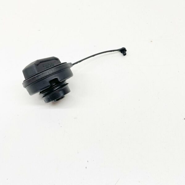 NEW AUDI A4 B6 FUEL FILLER CAP COVER 8E0201550 2000 - Image 3