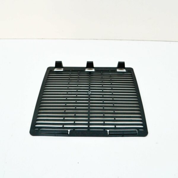 NEW AUDI A3 CABRIO 8V AUXILIARY RADIATOR LEFT PROTECT GRILLE 5Q0121557A - Image 3