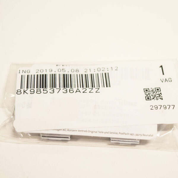 NEW AUDI A4 B8 ALLROAD FRONT RADIATOR GRILLE EMBLEM 8K9853736A2ZZ - Image 3