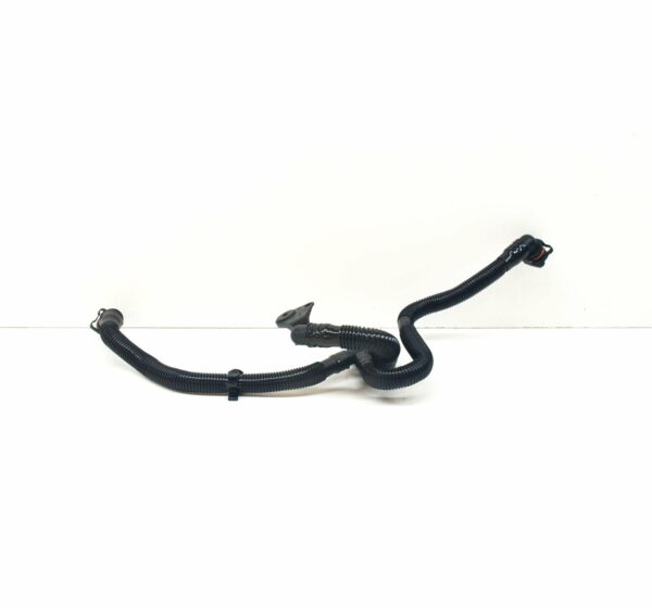 NEW AUDI A4 B8 CYLINDER HEAD BREATHER HOSE 06E103217AA - Image 3