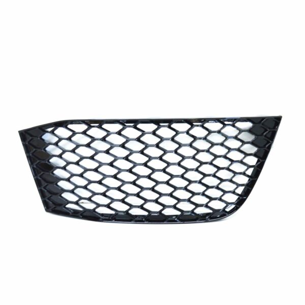 NEW AUDI A3 RS3 8P FRONT BUMPER RIGHT LOWER GRILL 8P0807682LT94 8P0807682L T94 - Image 3