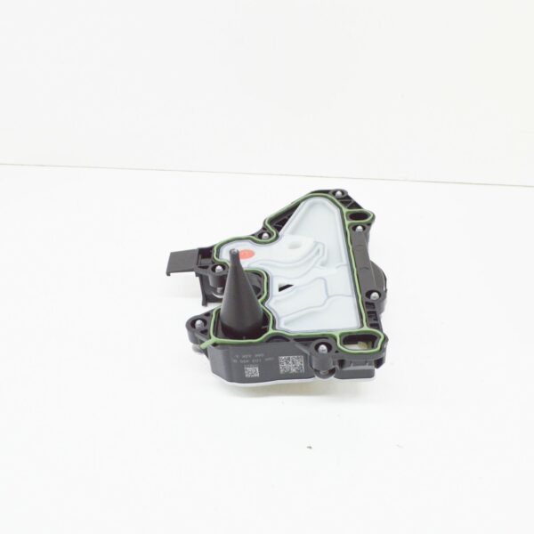 NEW VOLKSWAGEN GOLF MK7 OIL SEPARATOR 06K103495BL - Image 3