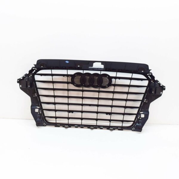 NEW AUDI A3 8V FRONT RADIATOR GRILLE 8V5853651BCKA - Image 3