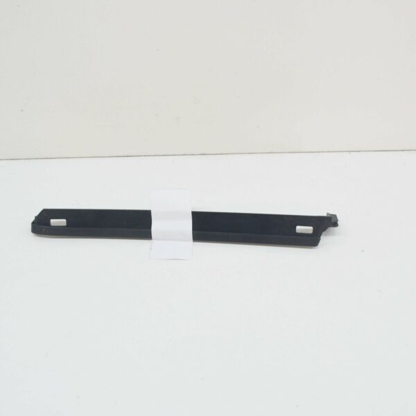 NEW MERCEDES-BENZ C W202 FRONT RIGHT SIDE PANELING SEAL A2026984230 - Image 3