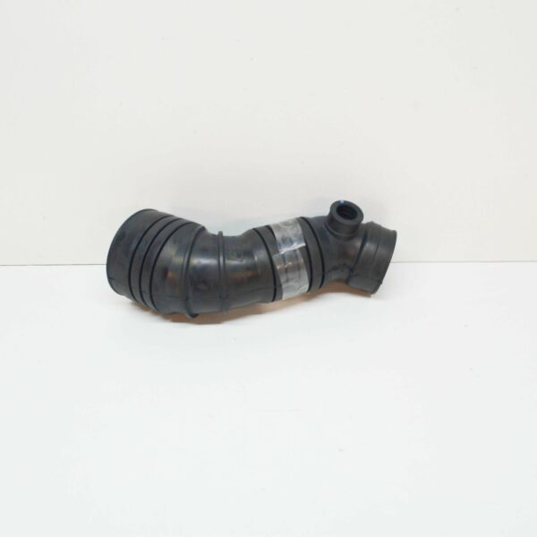 NEW AUDI A4 B7 AIR INTAKE HOSE 3B0129615K - Image 3