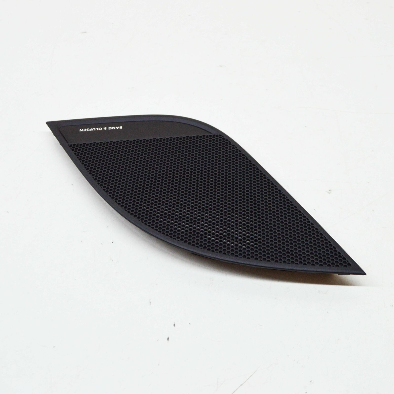 NEW AUDI A5 8W6 FRONT RIGHT DASH LOUDSPEAKER GRILLE LHD 8W1857228A6PS 4 NEW AUDI A5 8W6 FRONT RIGHT DASH LOUDSPEAKER GRILLE LHD 8W1857228A6PS - Image 4