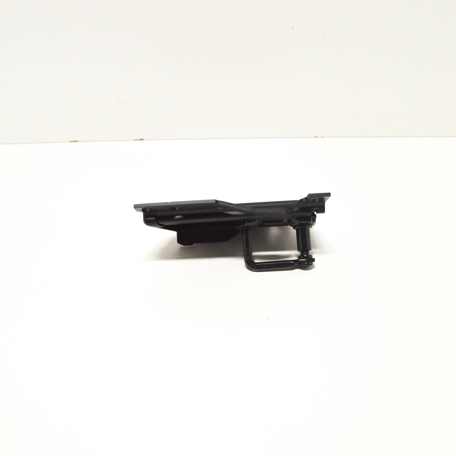 NEW AUDI A4 B9 RIGHT ENGINE BONNET HOOD LID LOCK 8W0823186E 4 NEW AUDI A4 B9 RIGHT ENGINE BONNET HOOD LID LOCK 8W0823186E - Image 4