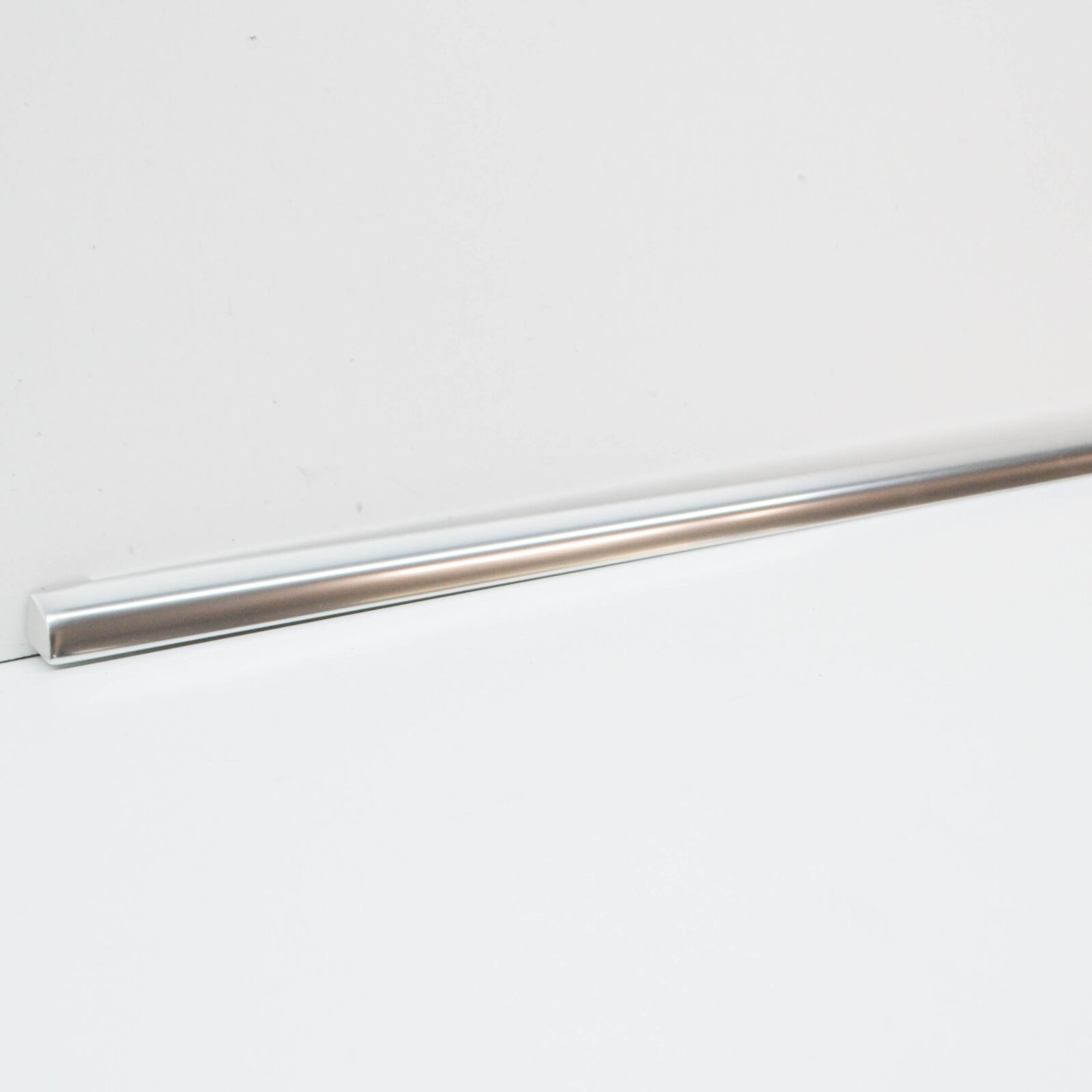 NEW AUDI A5 8T REAR LEFT QUARTER WINDOW TRIM 8T0853345B2ZZ 4 NEW AUDI A5 8T REAR LEFT QUARTER WINDOW TRIM 8T0853345B2ZZ - Image 4