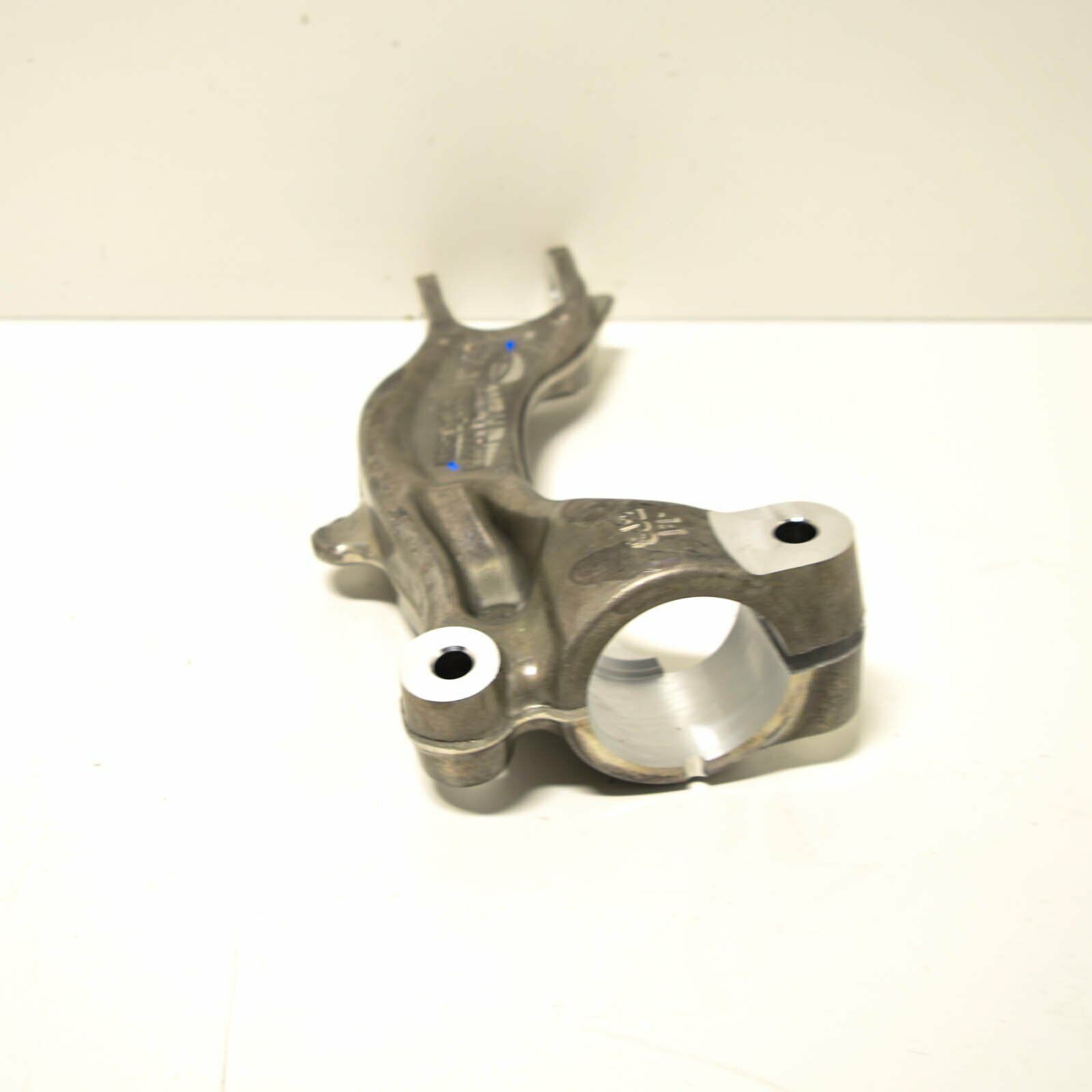 NEW AUDI A4 B9 FRONT LEFT SUSPENSION STRUT FORK 8W0413037G 4 NEW AUDI A4 B9 FRONT LEFT SUSPENSION STRUT FORK 8W0413037G - Image 4