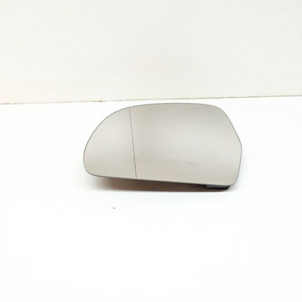 NEW AUDI A3 8P FRONT LEFT DOOR MIRROR GLASS WITH PLATE 4F0857535AF - Image 4