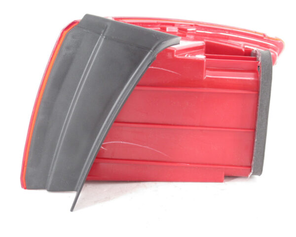 NEW VOLKSWAGEN JETTA A6 REAR LEFT OUTER TAILLIGHT 5C6945095D - Image 4