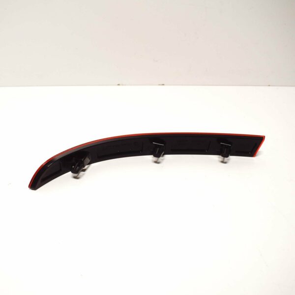 NEW VW TOURAN 1T REAR BUMPER LEFT SIDE REFLECTOR 1T0945105A - Image 4
