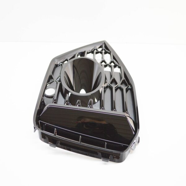 NEW AUDI A4 AVANT B9 FRONT RIGHT AIR GUIDE GRILLE 8W0807682AST94 - Image 4