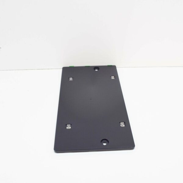 NEW AUDI A3 8P REAR LICENSE PLATE BRACKET 8E0827113C1P9 - Image 4