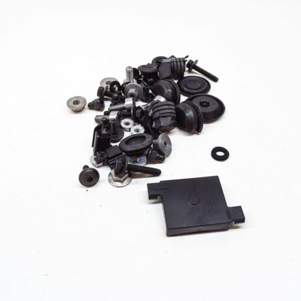 NEW AUDI A3 CABRIO 8V FRONT BONNET HOOD PANEL HARDWARE KIT 8V0098615 - Image 4