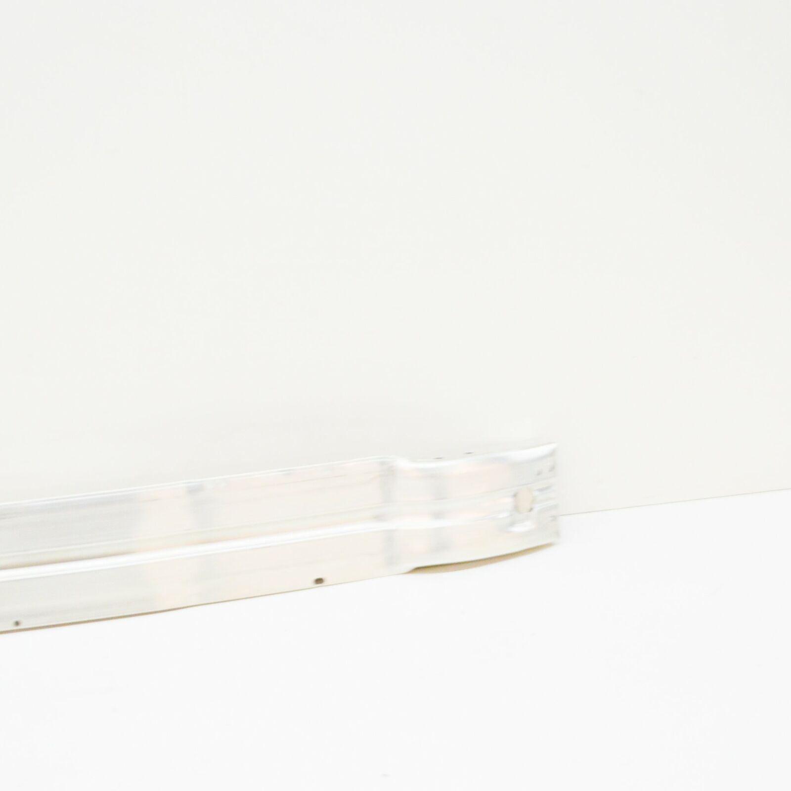 NEW AUDI A5 SPORTBACK 8T FRONT BUMPER IMPACT BAR 8K0807113G ORIGINAL 4 NEW AUDI A5 SPORTBACK 8T FRONT BUMPER IMPACT BAR 8K0807113G ORIGINAL - Image 4