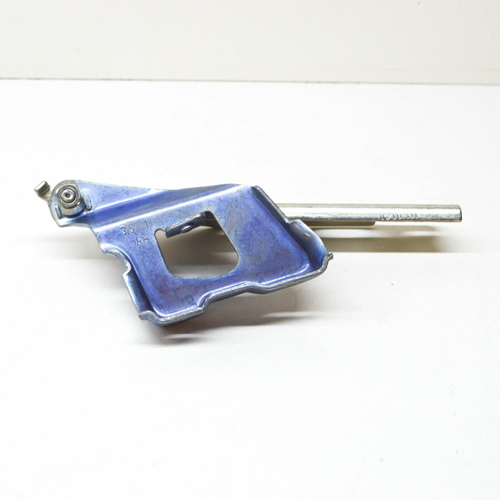 NEW AUDI A5 8T3 FRONT RIGHT BONNET HOOD HINGE 8T0823302E 4 NEW AUDI A5 8T3 FRONT RIGHT BONNET HOOD HINGE 8T0823302E - Image 4