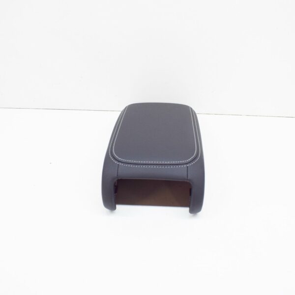 NEW AUDI A3 8V ARMREST LEATHERETTE SOUL BLACK /CLIFF GREY 8V0864207EKND - Image 4