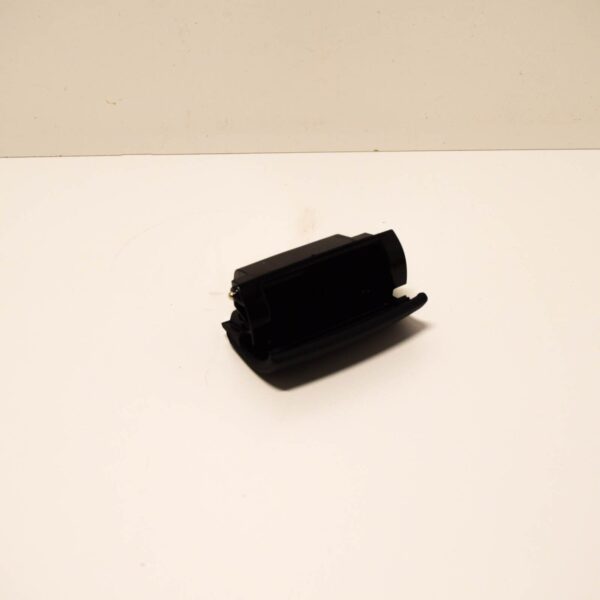 NEW AUDI A3 8P REAR CENTER CONSOLE ASHTRAY 8P08579616PS - Image 4