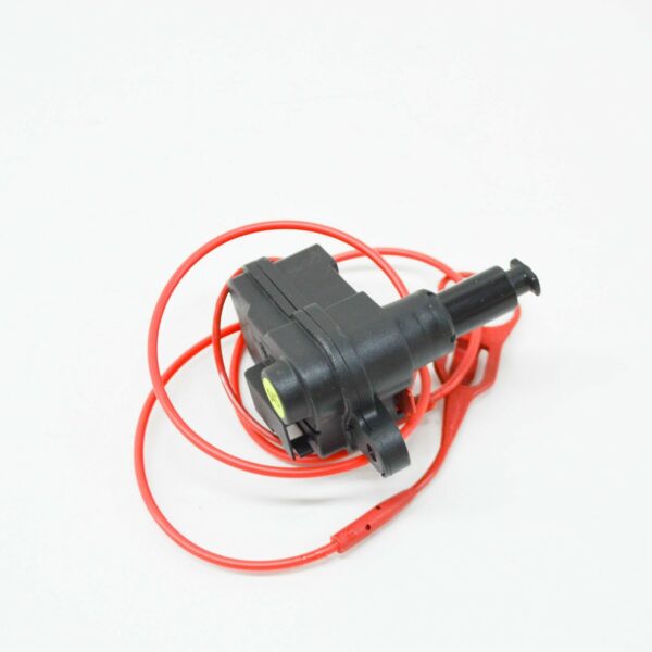 NEW AUDI Q3 8U FUEL FLAP LOCK MOTOR ACTUATOR 8S0862153A 2015 - Image 4