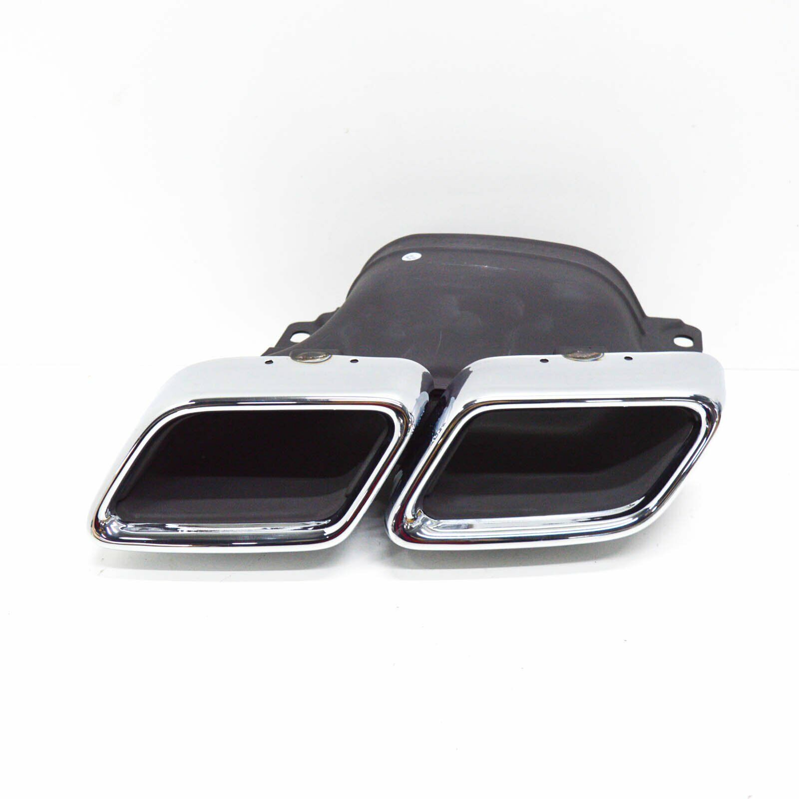 NEW MERCEDES-BENZ C-CLASS W205 LEFT AMG EXHAUST COVER A2054900427 3 NEW MERCEDES-BENZ C-CLASS W205 LEFT AMG EXHAUST COVER A2054900427 - Image 3
