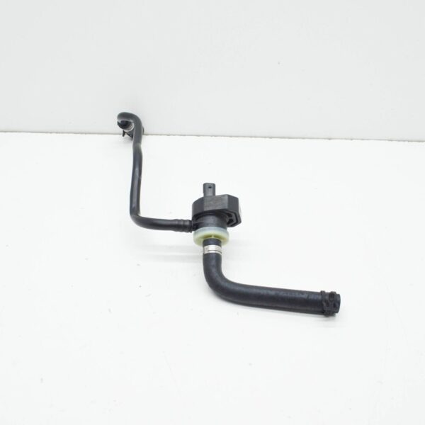 NEW MERCEDES BENZ GLC C253 ENGINE BREATHING VENT LINE A2740187201 / A2740186700 - Image 4