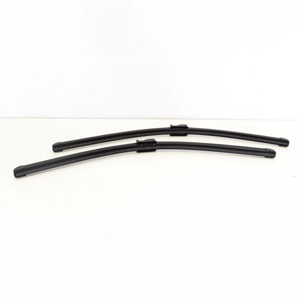 NEW VOLKSWAGEN PASSAT 3B FRONT WINDSCREEN AERO WIPER BLADES SET LHD 3B0998002A - Image 4