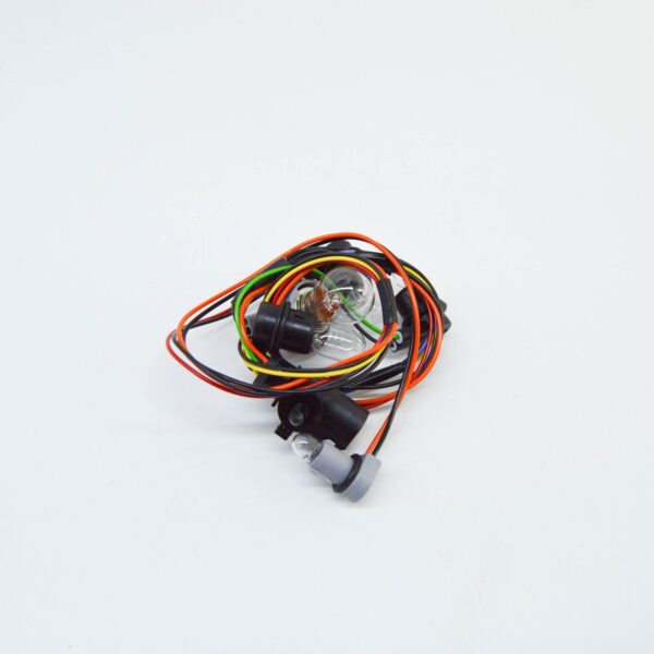NEW AUDI Q5 8R REAR TAIL LIGHT BULB CARRIER WITH CABLES 8R0945221B - Image 4