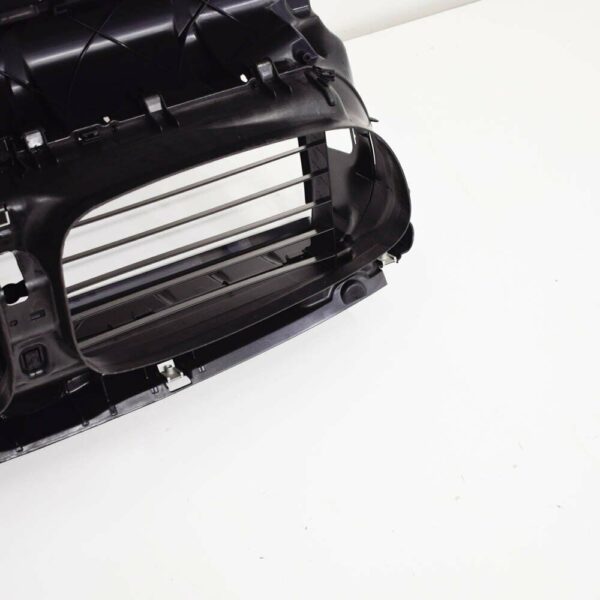NEW BMW 5 F10 F11 RADIATOR AIR DUCT 7200781 51747200781 - Image 4