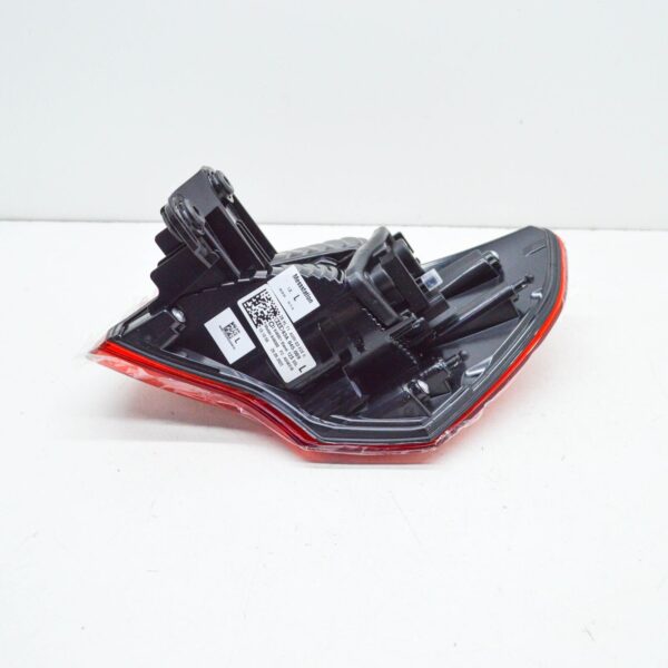 NEW AUDI Q3 F3 SPORTBACK REAR LEFT TAILLIGHT 83A945069 - Image 4
