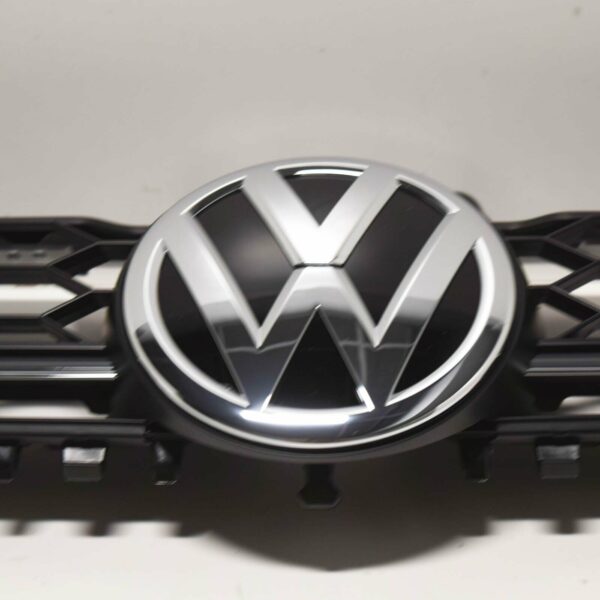 NEW VOLKSWAGEN GOLF MK7 FRONT BUMPER GRILL GTD 5G0853651AKBTV GENUINE - Image 4