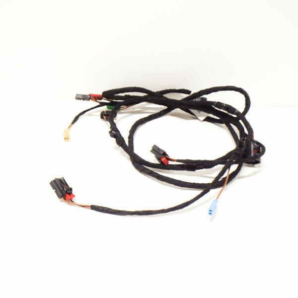 NEW VW CC REAR TAILGATE WITH REVERSING CAMERA LEFT CABLE SET 3C8971182K - Image 4