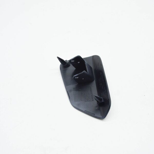 NEW AUDI E-TRON SPORTBACK FRONT BUMPER RIGHT TOW EYE COVER 4KE955276AGRU - Image 4