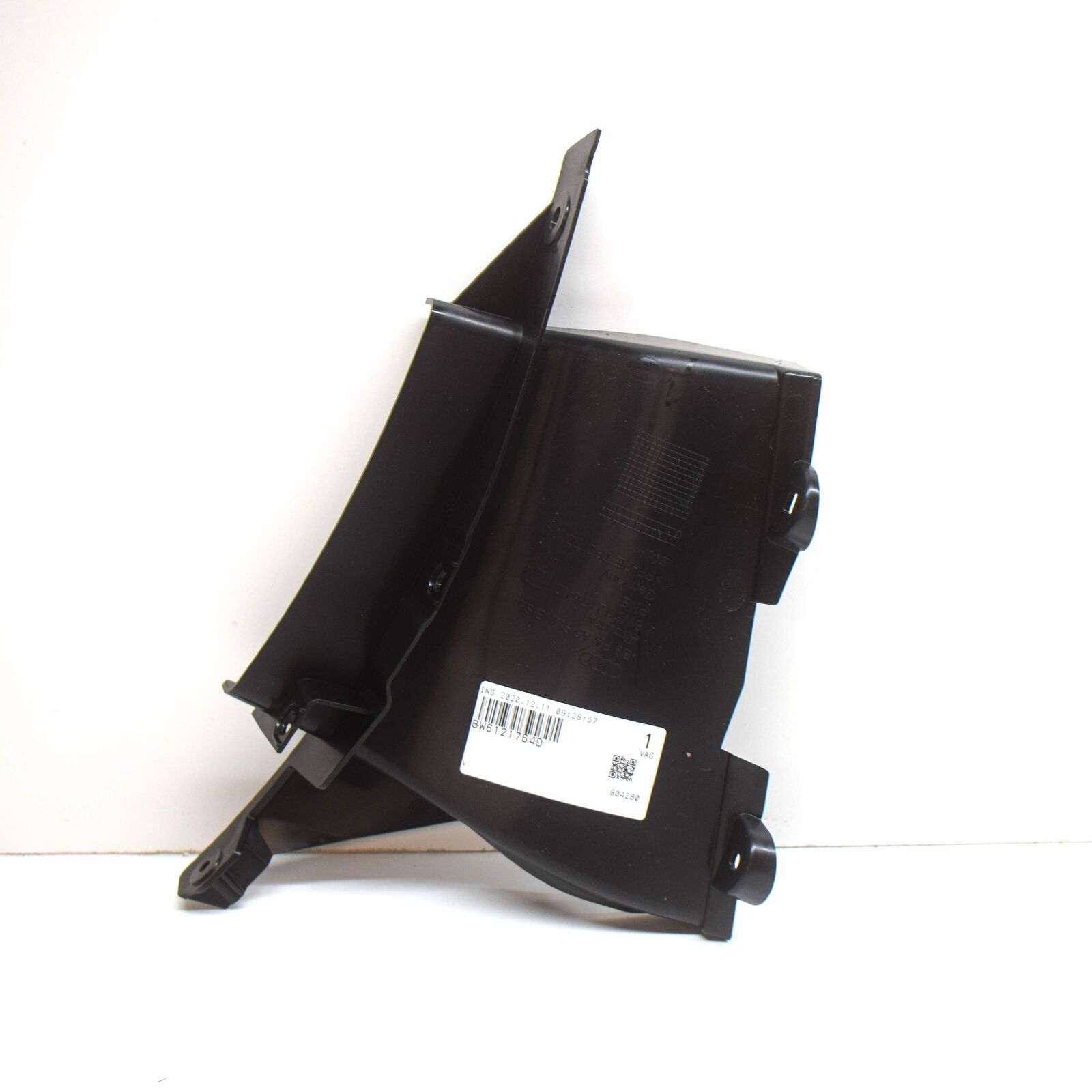 NEW AUDI A5 CABRIO 8W6 FRONT BUMPER RIGHT AIR DUCT 8W6121764D 4 NEW AUDI A5 CABRIO 8W6 FRONT BUMPER RIGHT AIR DUCT 8W6121764D - Image 4