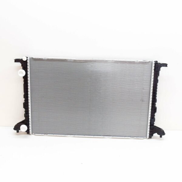 NEW AUDI A4 8W B9 COOLANT RADIATOR 8W0121251K - Image 4