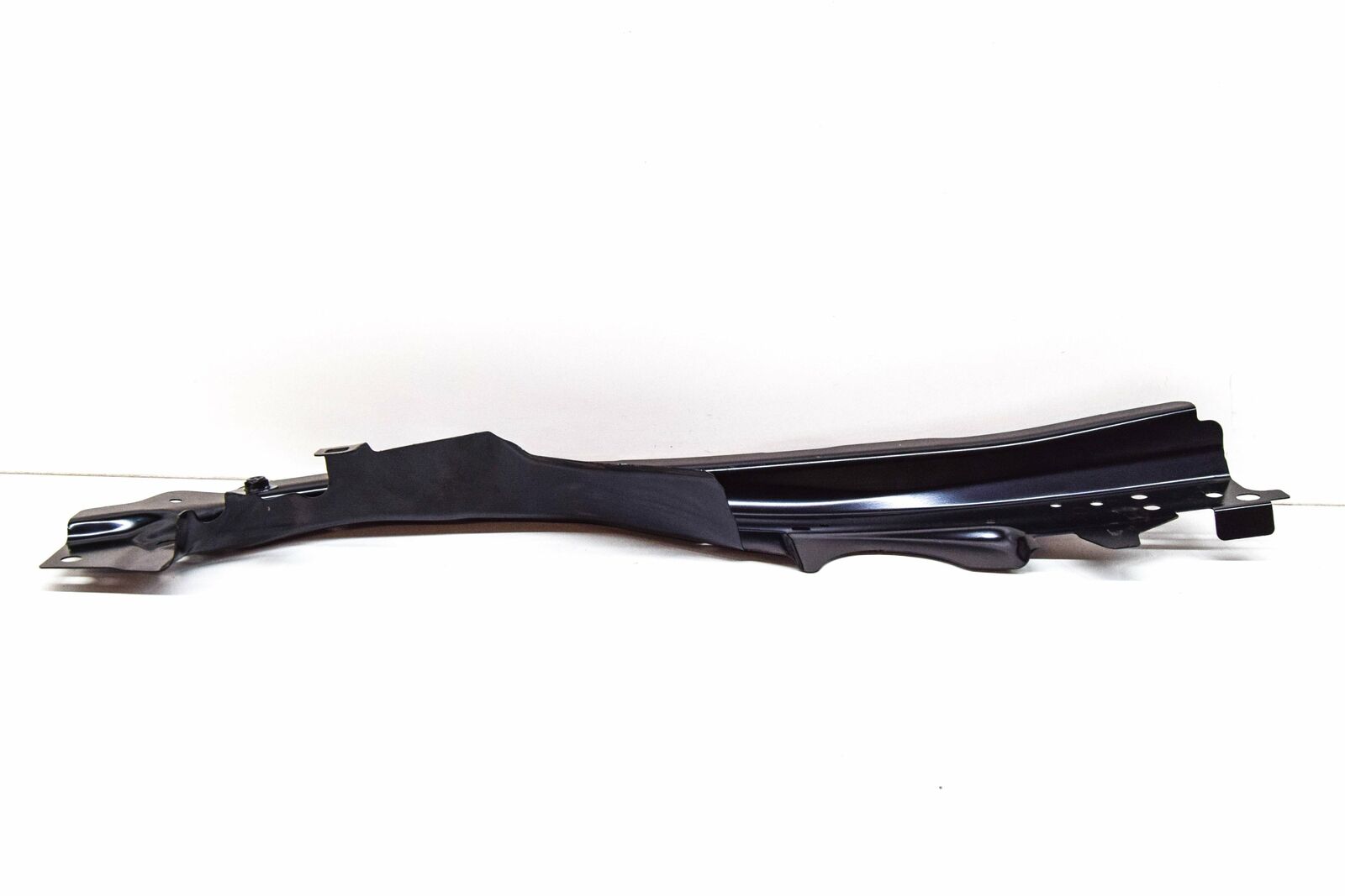 NEW AUDI A4 B9 LEFT FENDER WING UPPER CONNECTING PLATE 8W0805307D 4 NEW AUDI A4 B9 LEFT FENDER WING UPPER CONNECTING PLATE 8W0805307D - Image 4