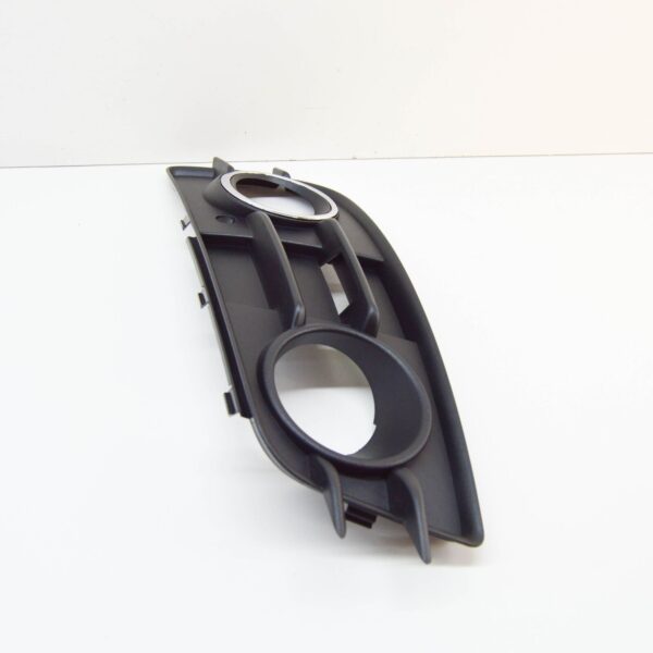 NEW AUDI A4 B8 FRONT BUMPER RIGHT GRILLE 8K0807682E01C - Image 4